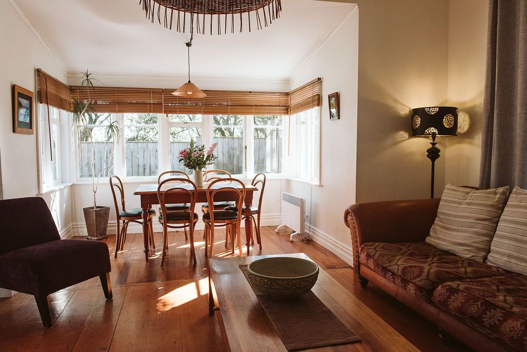 Classic Villa, 2 Bedrooms, 2 Bathrooms | Living area