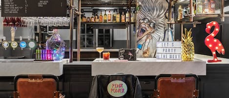 Bar (en la propiedad)