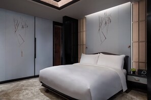 Ropa de cama de alta calidad, minibar, caja fuerte