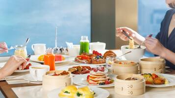 Desayuno buffet diario (CNY 238 por persona)