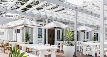 Oceanview Kiama walk to Kiama blowhole Cafe, Markets, beach. We’re right in town