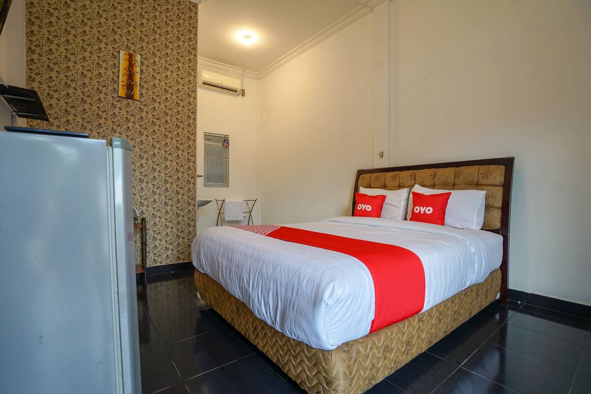 Kamar Double Standar | Wi-Fi gratis dan seprai linen