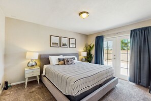 4 bedrooms, iron/ironing board, Internet, bed sheets