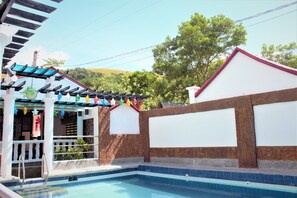 Outdoor pool - Linde's Inn Coron (Coron)