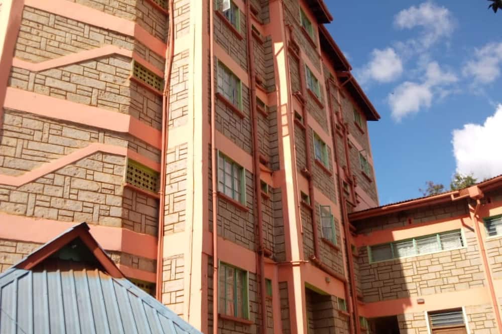 Salkan Hotel