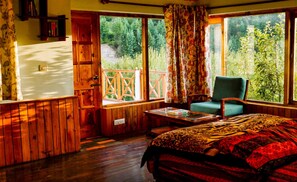 Premium-huone, vuoristonäköala (Retreat Room) | Ylelliset vuodevaatteet, yksilöllisesti sisustettu