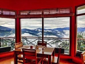 Desayuno buffet incluido todos los días