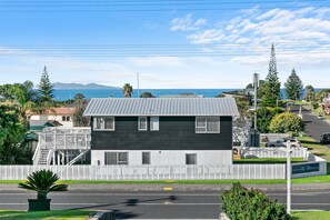 Exterior - Sea views, plenty of space and modern North end living (Waihi Beach)