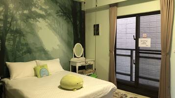 森林雙人房, 陽台 | 書桌、遮光布/窗簾、隔音、免費無線上網