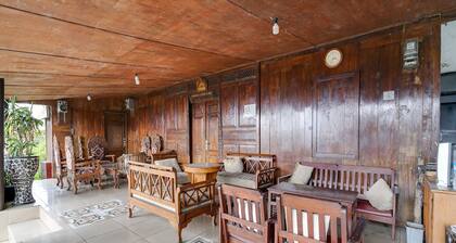 OYO 2157 Pondok Gembyang Air Panas Alam