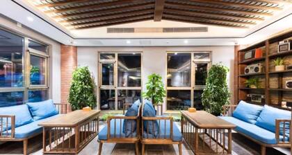 Nostalgia Hotel(Beijing Prince Gong’s Mansion)