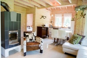 Vacation Home | Living room