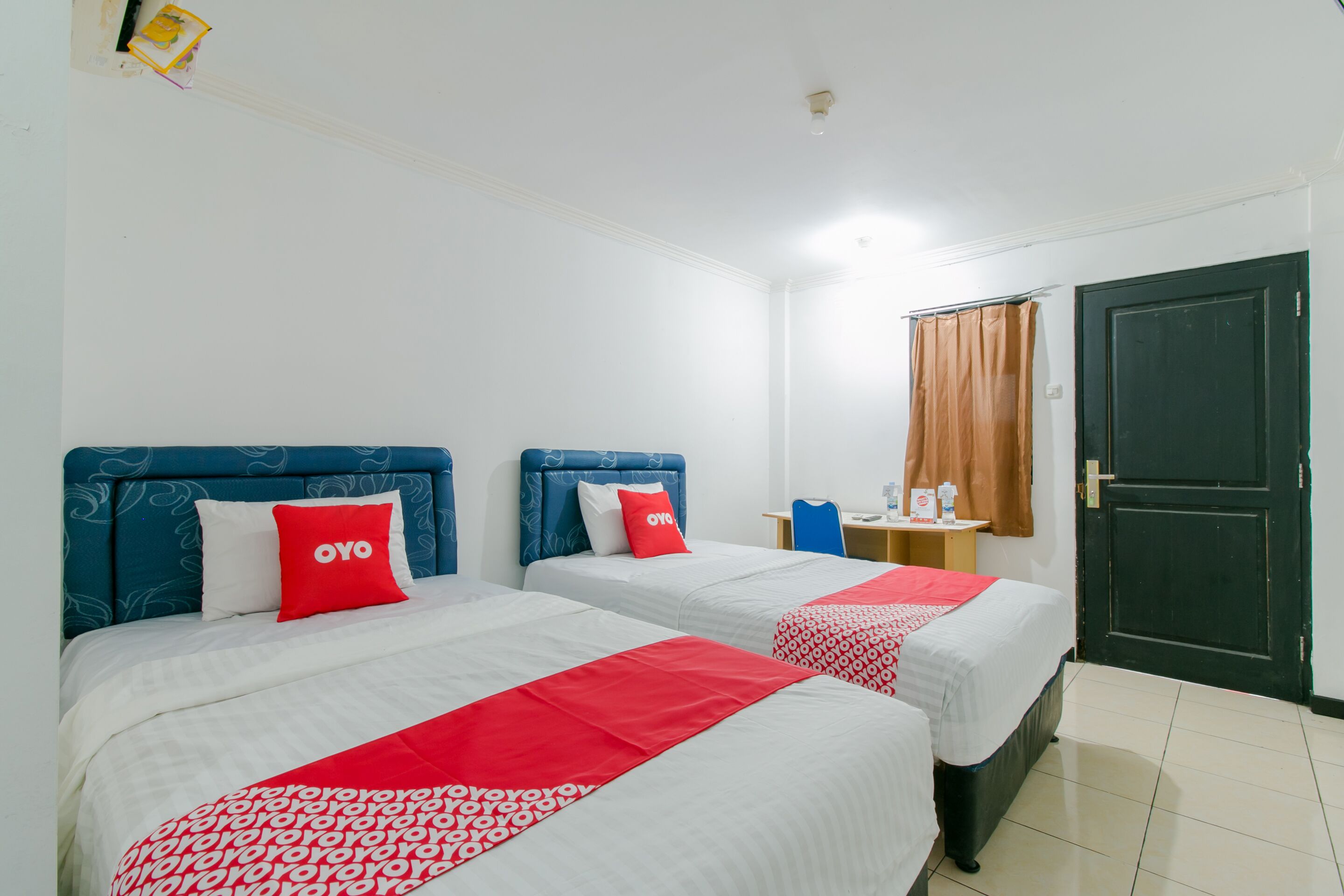 Deluxe Twin Room | Desk, soundproofing, free WiFi, bed sheets