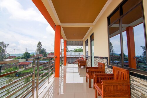 OYO 2162 Pondok Wisata Sri Widodo