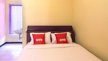 Standard Double Room | Free WiFi, bed sheets