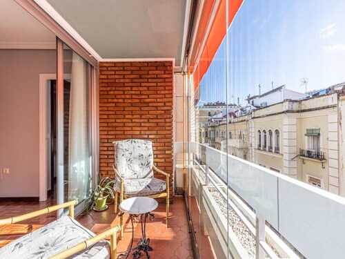 Ideal apt 2 bed / 4 px cozy and good qualities