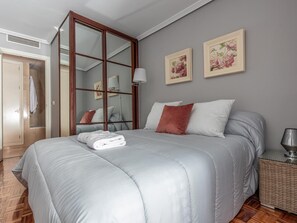 3 bedrooms, iron/ironing board, Internet, bed sheets - Ideal apt 2 bed / 4 px cozy and good qualities (Córdoba)