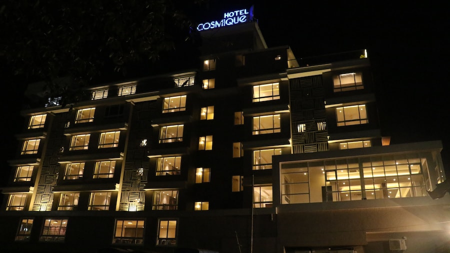 Cosmique Clarks Inn Suites , Goa