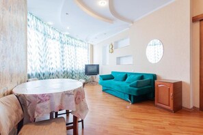Apartment, 2 Bedrooms | Private kitchen - Comfortable apartment on the left bank (Kyiv)