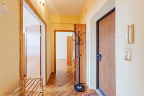 Property entrance - Apartments near Druzhby Narodov (Kyiv)