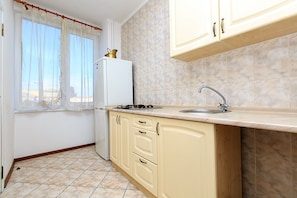 Apartment, 1 Bedroom | Private kitchen