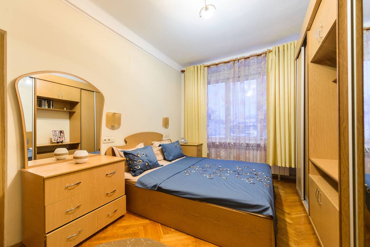Basic Apartment, 1 Bedroom | Soundproofing, iron/ironing board, WiFi (free), bed sheets