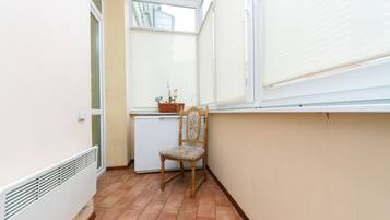 Apartamento, 2 habitaciones | Balcón