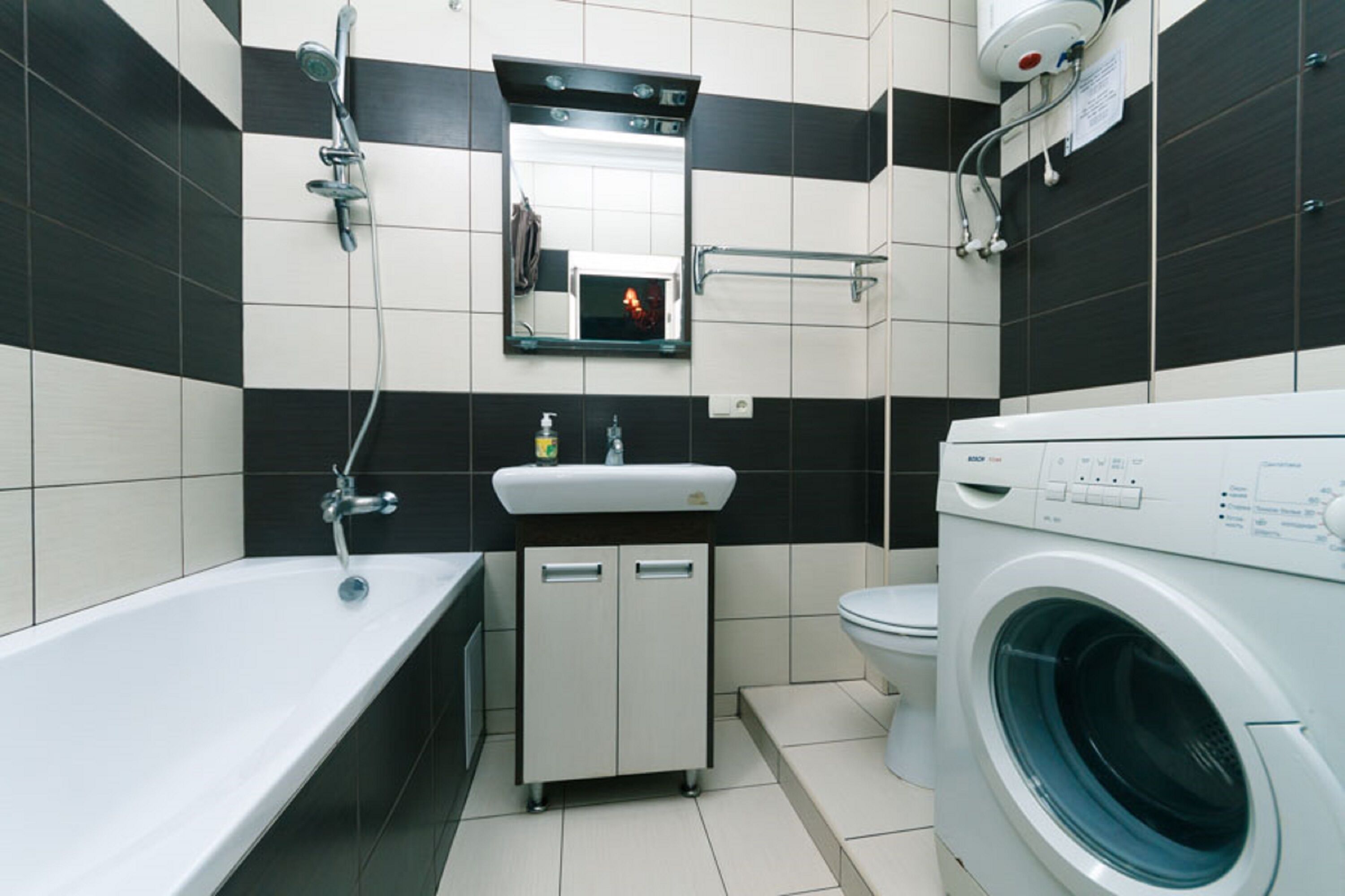 Apartment, 1 Bedroom | Bathroom | Hair dryer, towels, soap, toilet paper