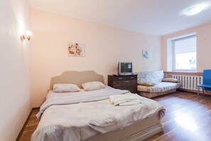 Apartment, 1 Schlafzimmer | Schallisolierte Zimmer, Bügeleisen/Bügelbrett, kostenloses WLAN