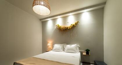 Oinoelia Luxury Suites & Residence