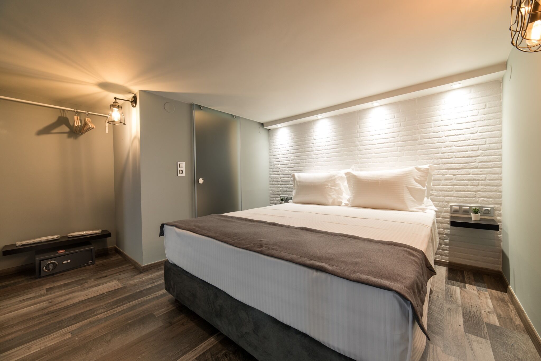 1 chambre, literie de qualité supérieure, couette en duvet d'oie