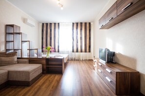 Appartement, 1 slaapkamer | Een strijkplank/strijkijzer