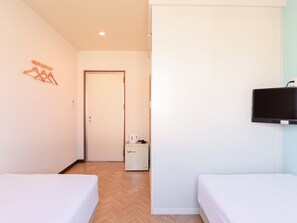 Standard Twin Room | Desk, free WiFi, bed sheets - Rich Reson Ishigaki (Ishigaki)