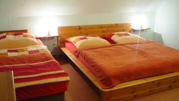 1 bedroom, travel crib, WiFi, bed sheets