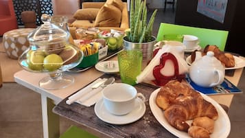 Gratis morgenmadsbuffet hver dag