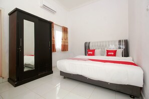 Standard Double Room - Hotel O Jasmine Kost Syariah (Jambi)