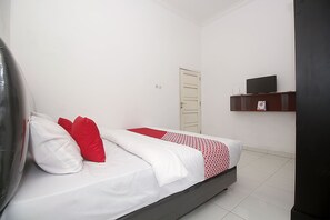 Standard Double Room - Hotel O Jasmine Kost Syariah (Jambi)