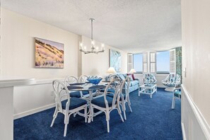 Dining - Clean Upscale Condo, Free Wifi and Outdoor Pool | Spinnaker - 103 (North Myrtle Beach)