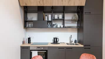 Elite Studio Suite | Private kitchen