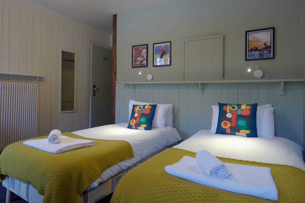 1 bedroom, in-room safe, iron/ironing board, cots/infant beds