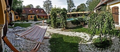 Hrázděný statek Mýtinka