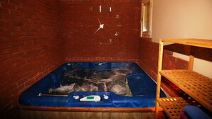Tina de hidromasaje interior