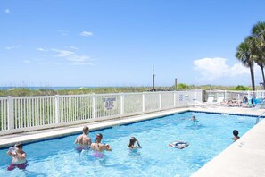 Pool - Clean 6th Floor Oceanfront. Pool, Sundeck, Free Wifi | Crescent Sands WH - B6 (North Myrtle Beach)