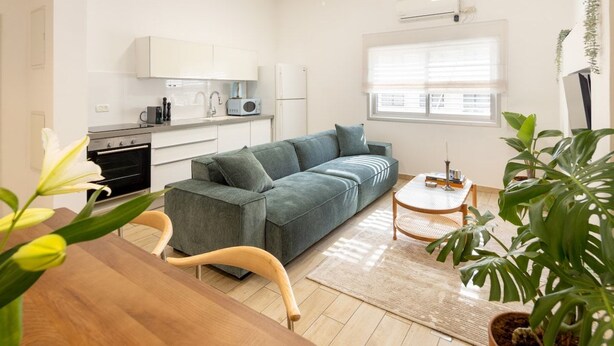 Unclassified image, 1 of 42, button - Stylish 3BR Apt w Balcony 5 min Walk from Beach (Tel Aviv)