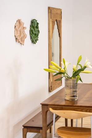 Unclassified image, 3 of 42, button - Stylish 3BR Apt w Balcony 5 min Walk from Beach (Tel Aviv)