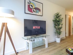 Business Apartment, 1 Bedroom | Living area