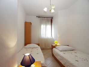 2 bedrooms, internet