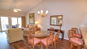 Unclassified image, 5 of 35, button - 10% off 3-7 nights thru Oct. 3BR 2BA in gated comm; short walk to beach. (North Myrtle Beach)