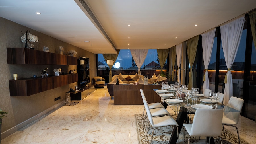 Bel Air Crest Hotel & Suites