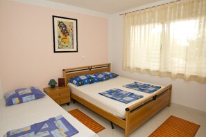 Free WiFi, bed sheets - Apartments Spommy (Crikvenica)
